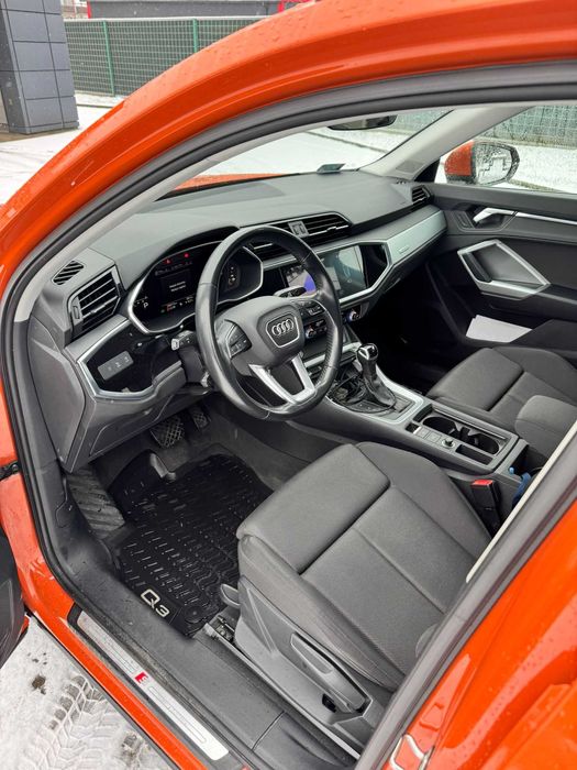 audi Q3 salon polska oryginalny lakier .zadbany