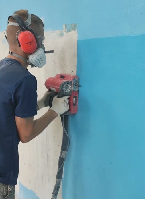 Чищення машиним способом  декоративної штукатурки, набілів фарби вапна