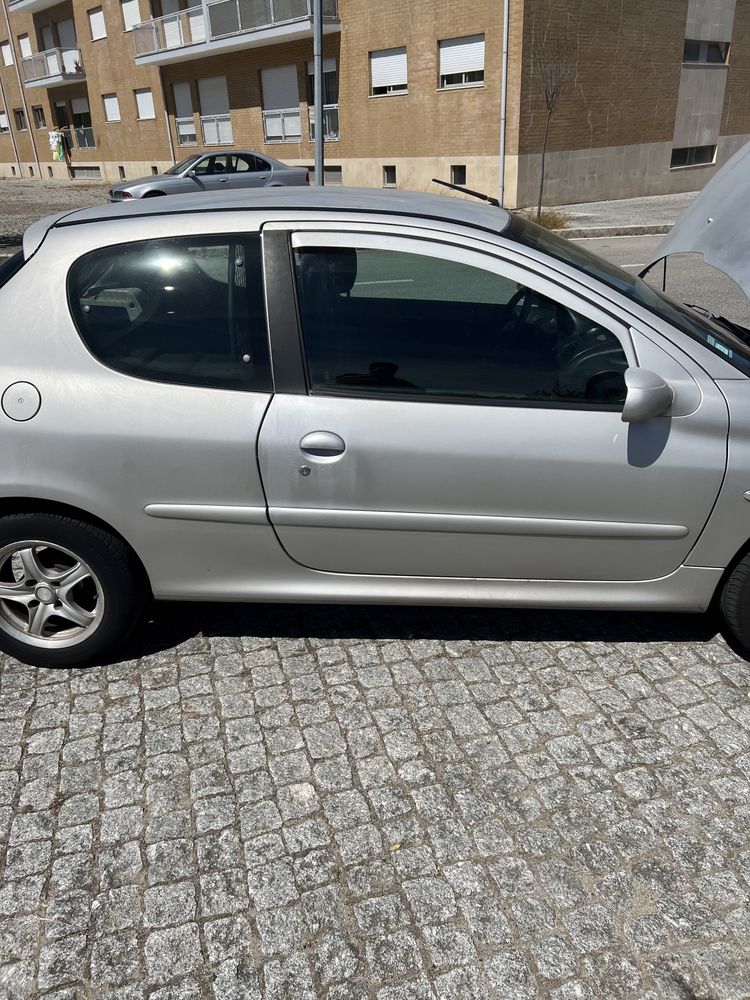 Vendo ou troco Peugeot 206 1.9D Comercial