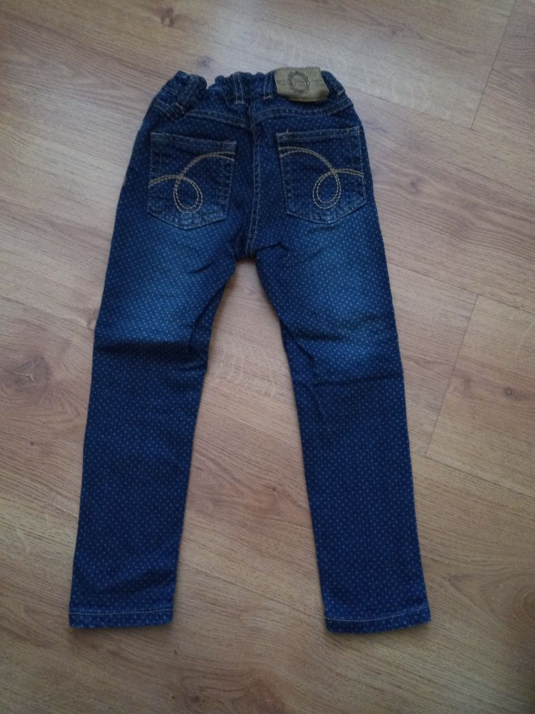 Spodnie jeansowe r.104