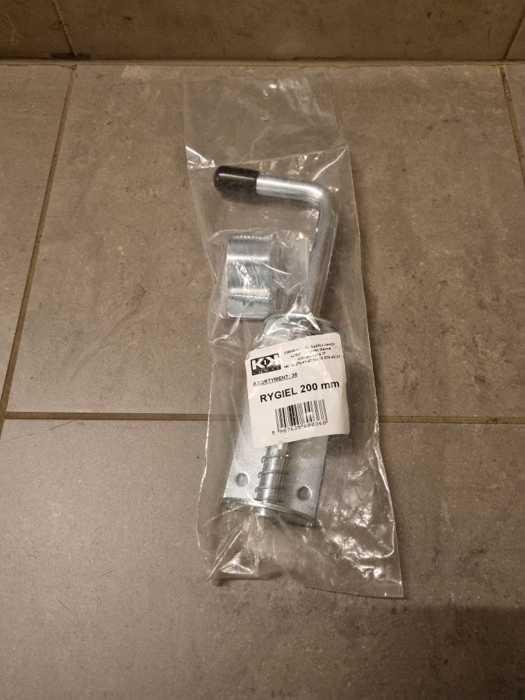 Rygiel 200mm zasuwa Kowal do bramy garażu sprężynowa