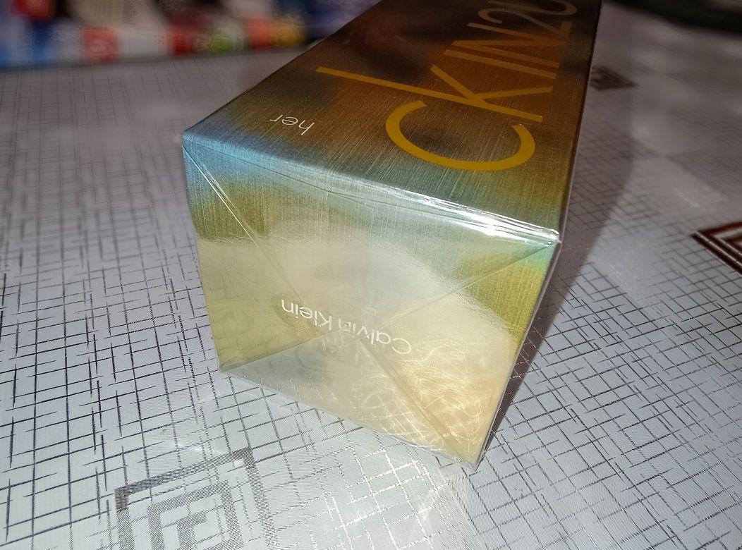 Perfumy Calvin Kleina In 2 U, CKIn2U duża pojemność