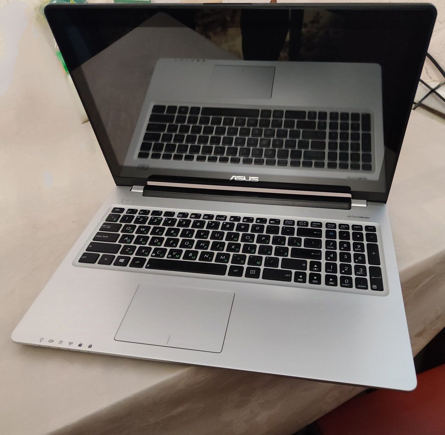 НОУТБУК ASUS/ i3-3117u/ Nvidia GT635M 2Gb/ 8Gb DDR3/ 500Gb Hdd+24GbSdd