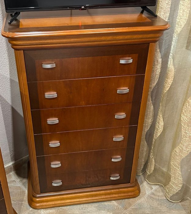 Bom dia quarto de casal  completo para desocupar  a mior oferta.