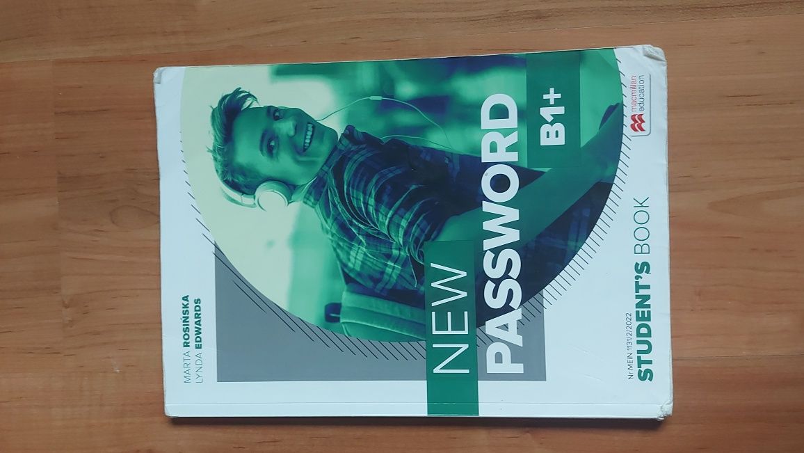 Komplet podręczników do 1 klasy LO