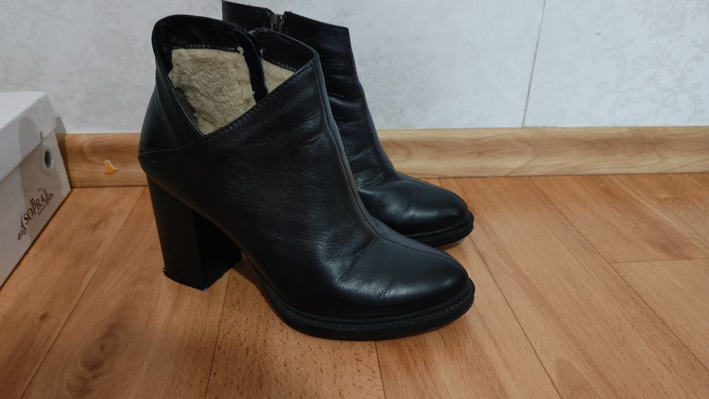 Ботильйони зима ботінки шкіряні короткі ботинки на каблуке кожа