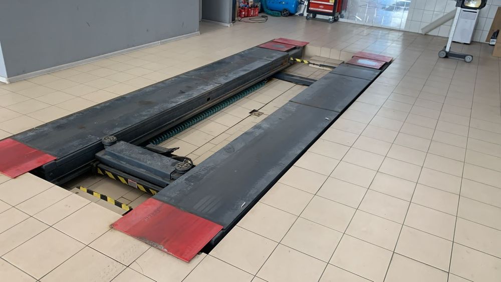 Podnośnik samochodowy