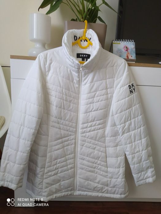 Жіноча куртка DKNY