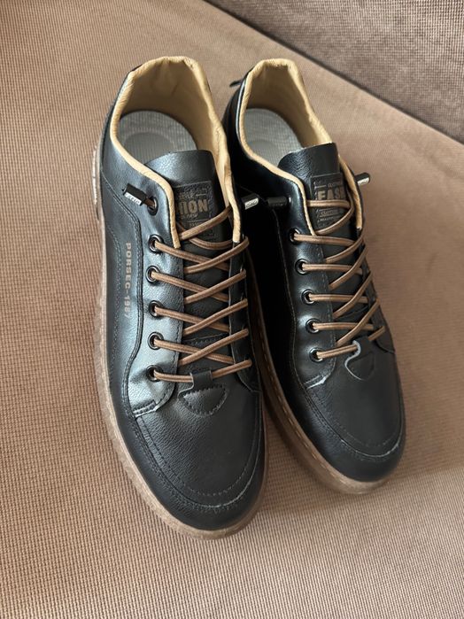 Чоловічі кеди/кросівки