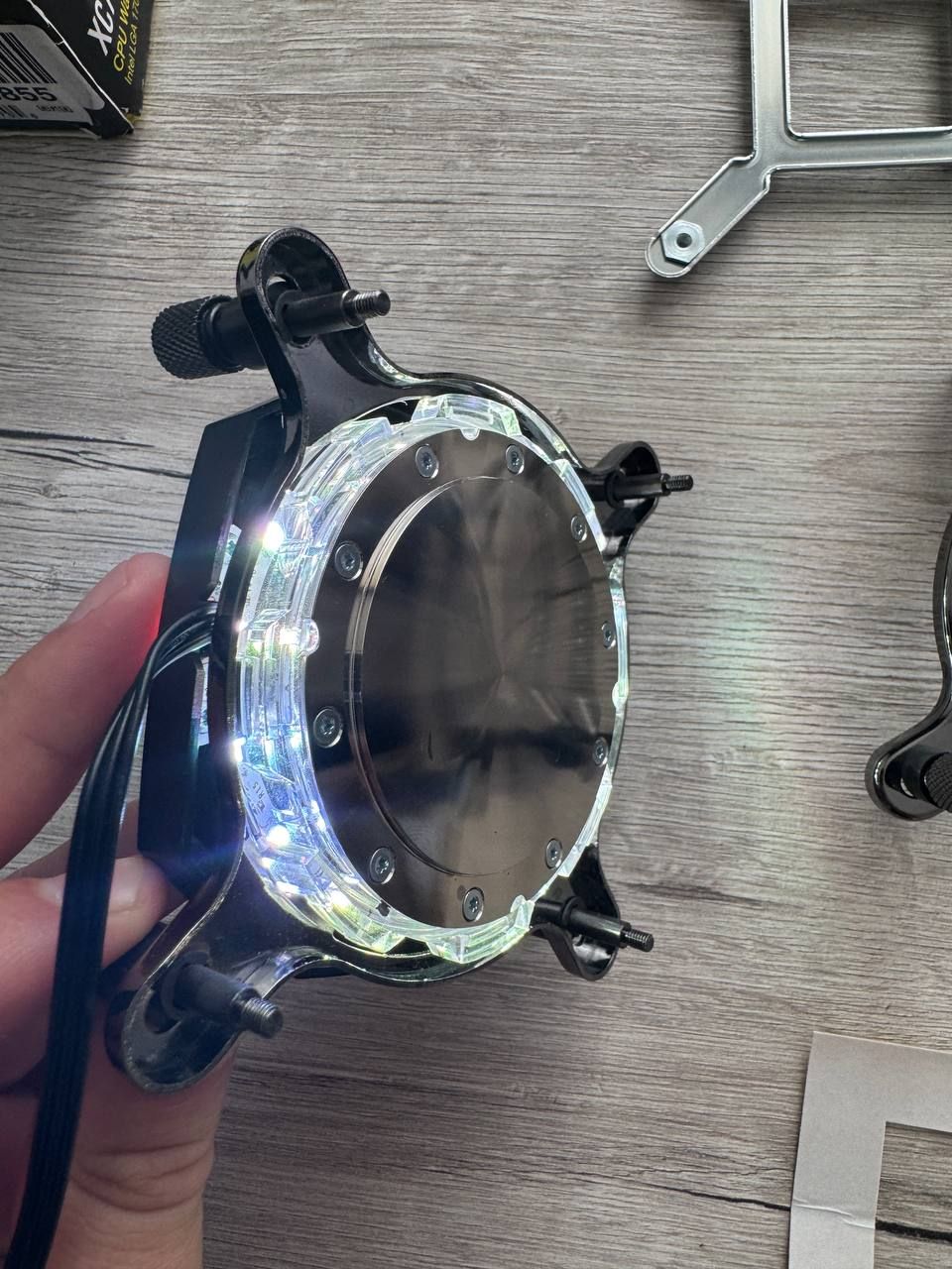 Помпа Corsair Hydro X XD3 RGB Pump/Reservoir Combo (CX-9010015-WW)