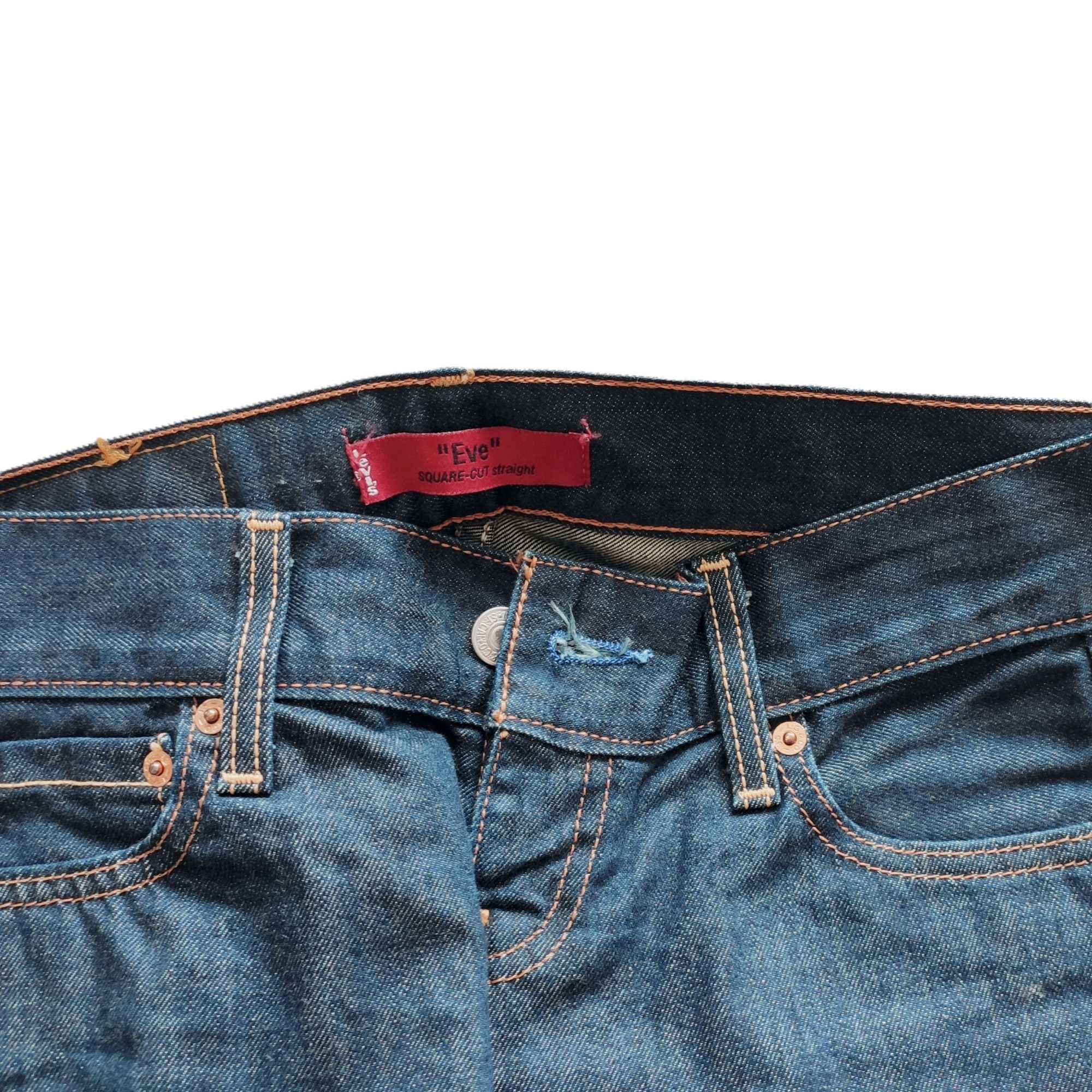damskie spodnie marki Levis, rozmiar W25/L32, stan bardzo dobry