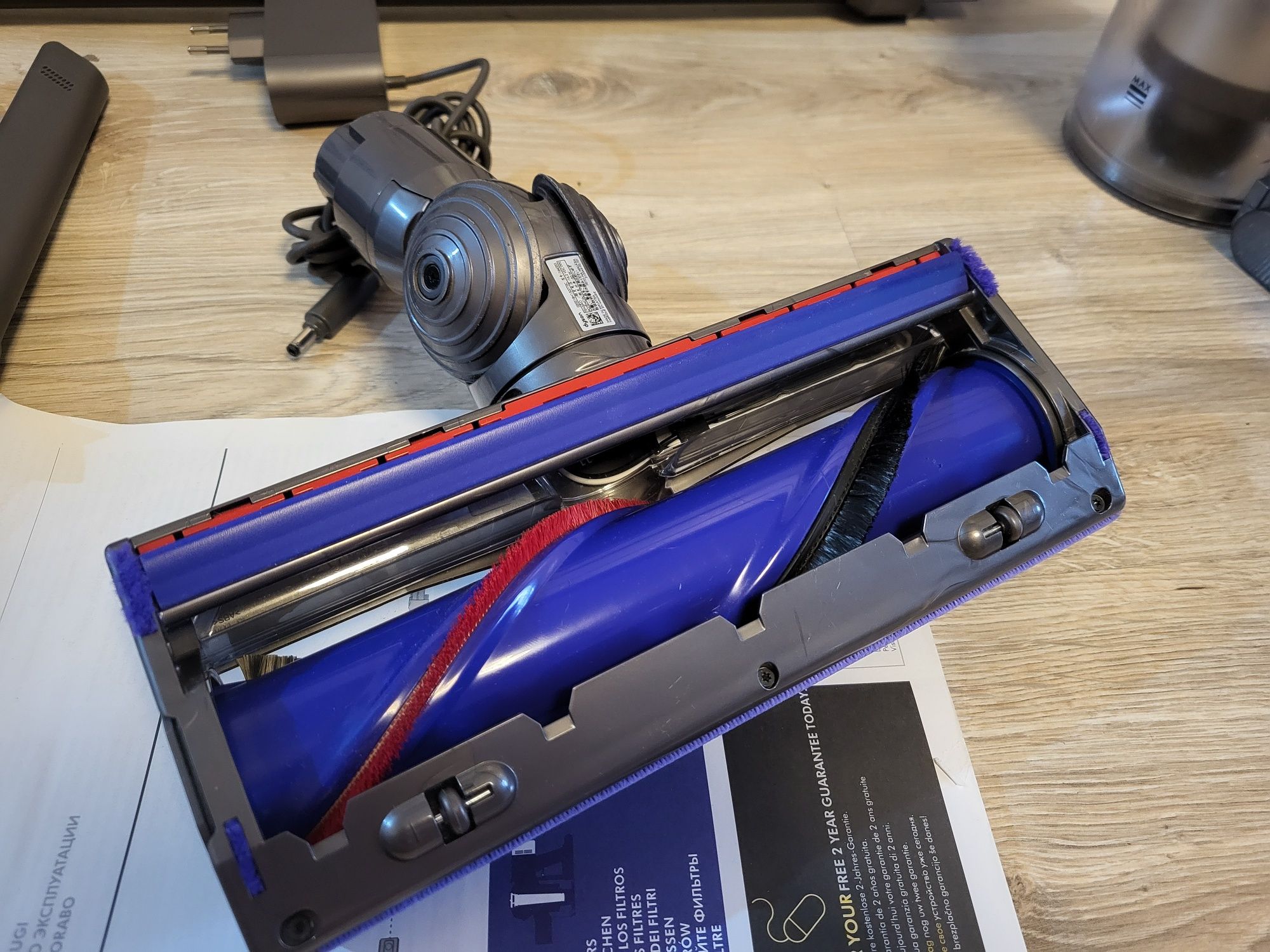 Odkurzacz Dyson v8 absolute pionowy Bezprzewodowy Box Jak Nowy