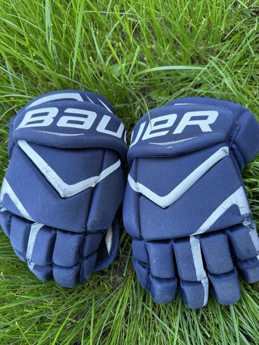 Хокейні щитки, лікті, краги та шолом. Bauer, Easton, CCM, Reebok