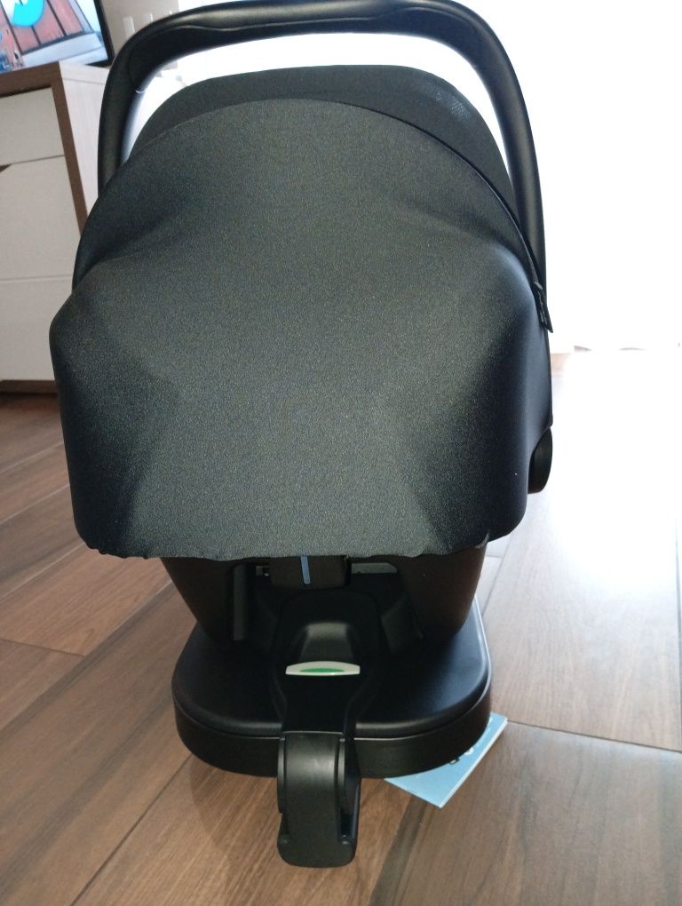 Nosidełko fotelik Maxi Cosi Cabrio Fix i-Size +baza Isofix