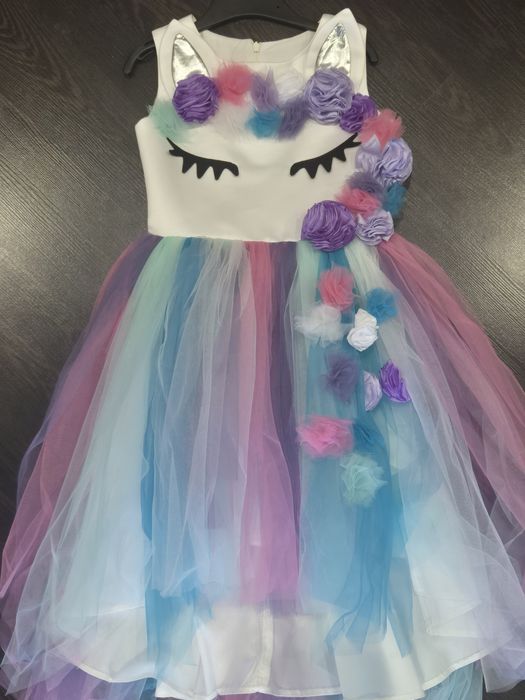 Святкова сукня для дівчинки 116