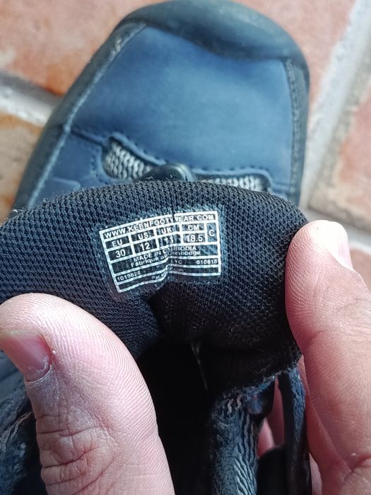 Sapatilhas caminhada Keen