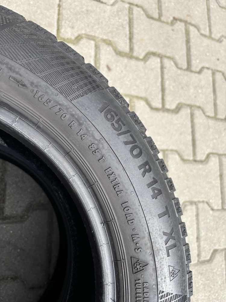 Para opon zimowych 165/60 R14 Continental