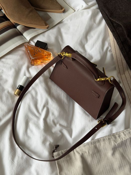Сумка Hermes Kelly Idealist шоколадна