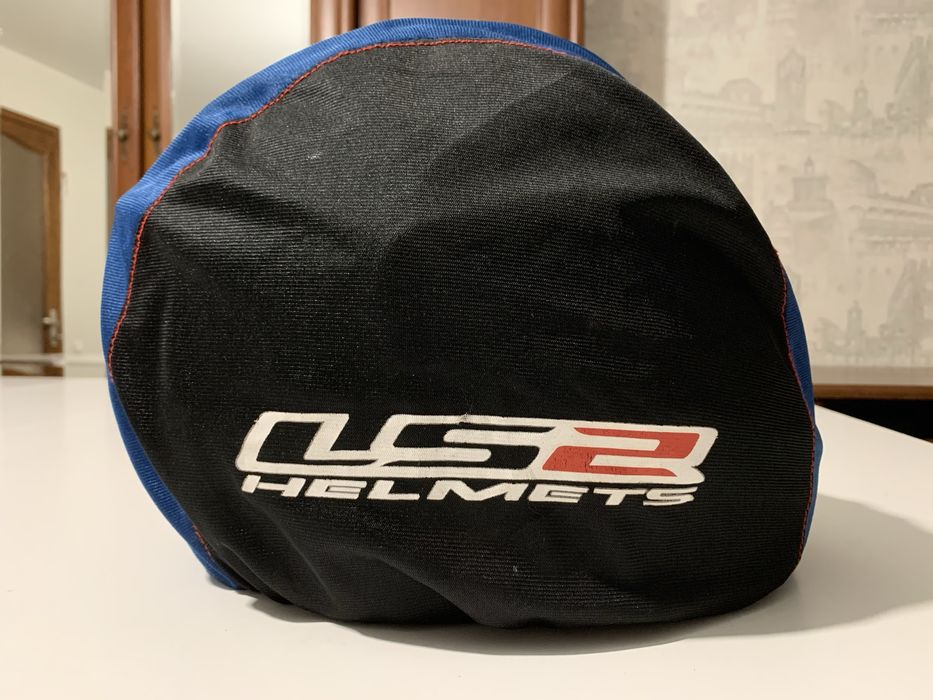 Мотоциклетный шлем размер м