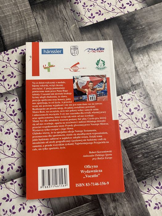 Książka Pełne zwycięstwo Nowy testament wydanie dla sportowców