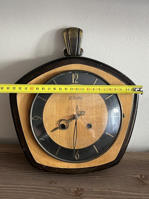 Stary zegar wiszący Florida mechaniczny drewno