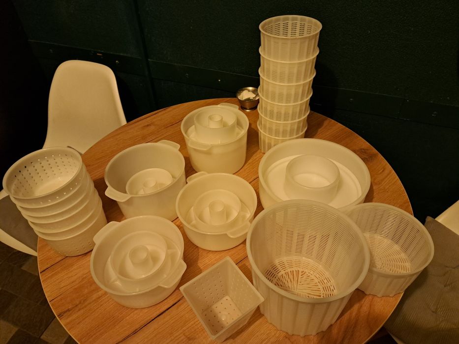 Продам набір форм для сиру