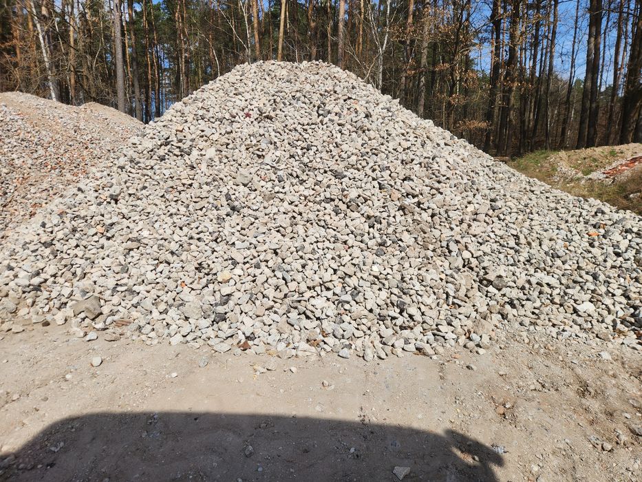 Transport, sprzedaż piasek, ziemia, gruz