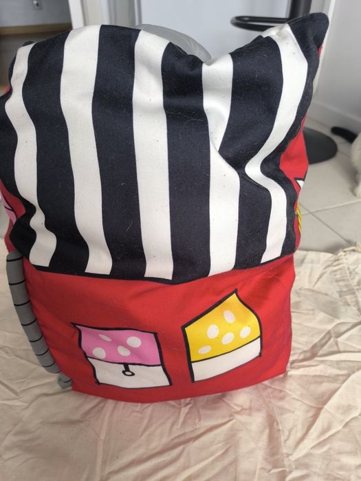Almofada IKEA casinha
