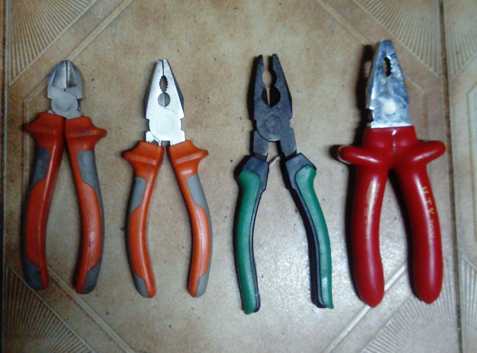 Vendo 4 Alicates como novos
