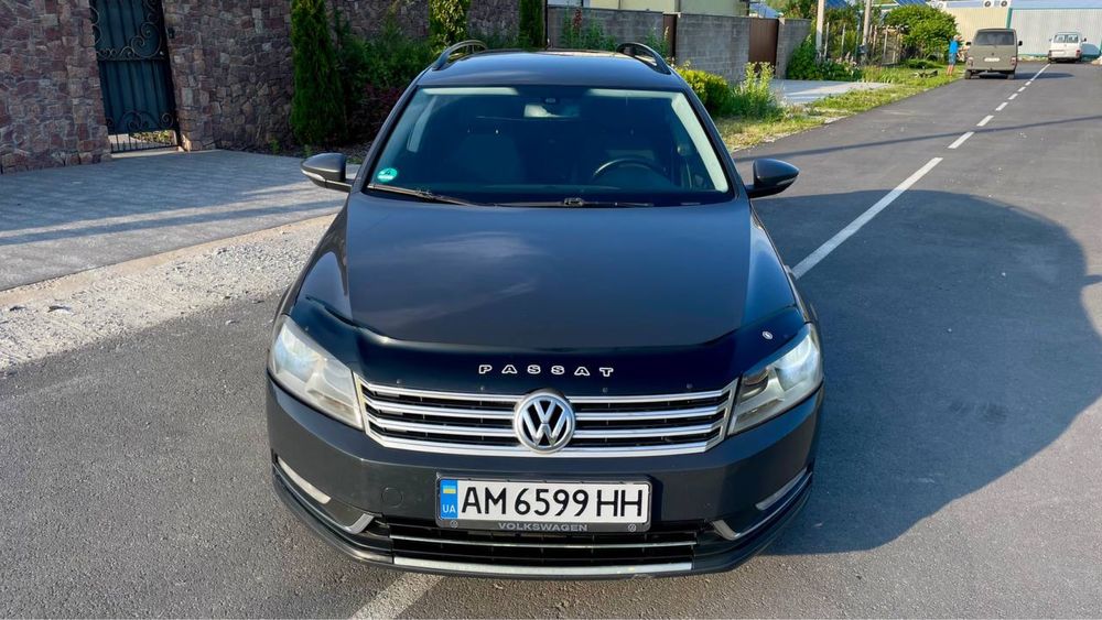 Volkswagen Passat B7 2011