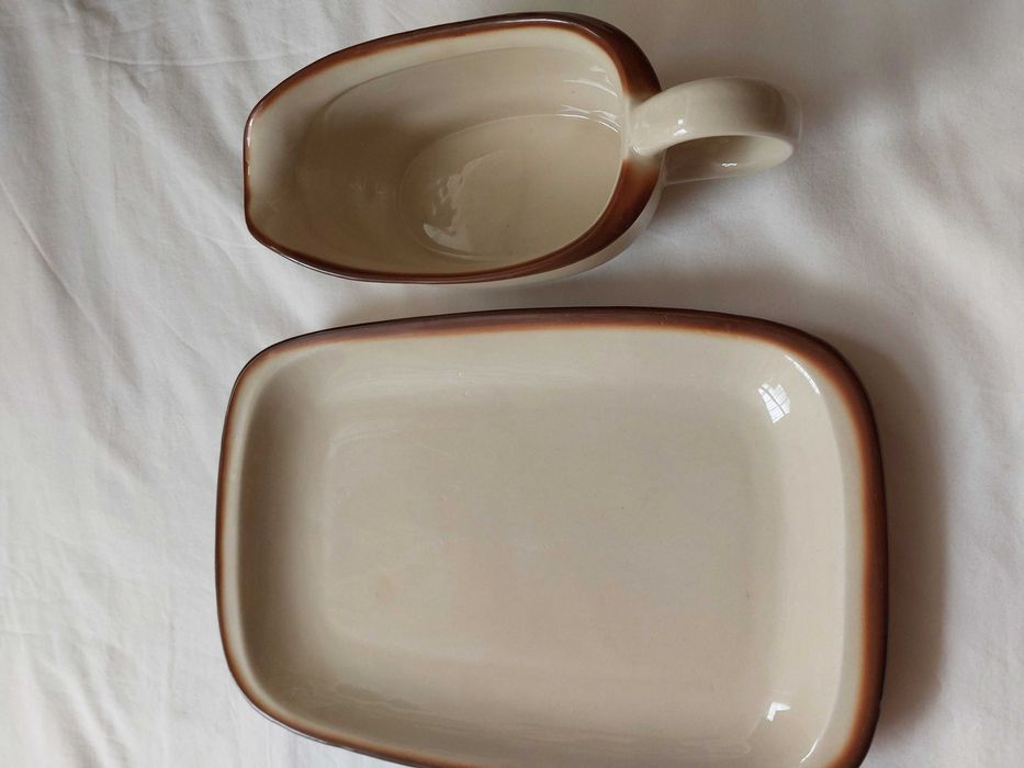 Komplet duży półpisek i sosierka PRUSZKÓW PRL