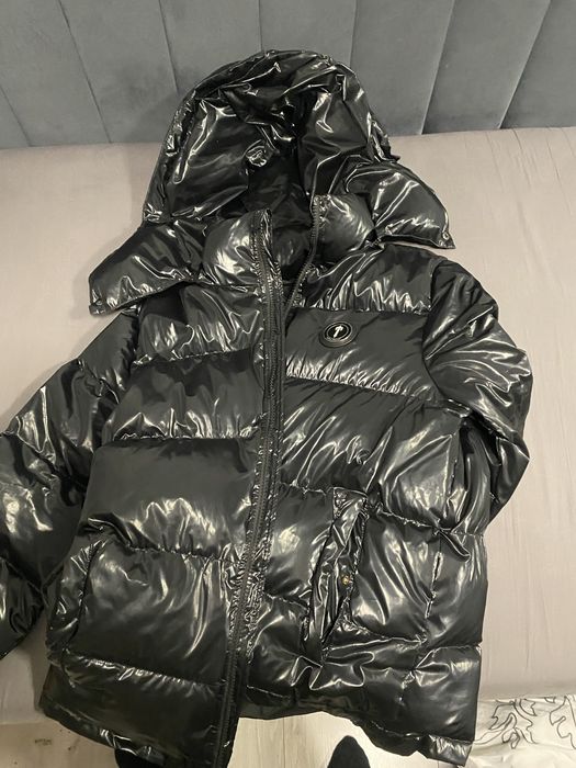 kurtka trapstar błyszcząca