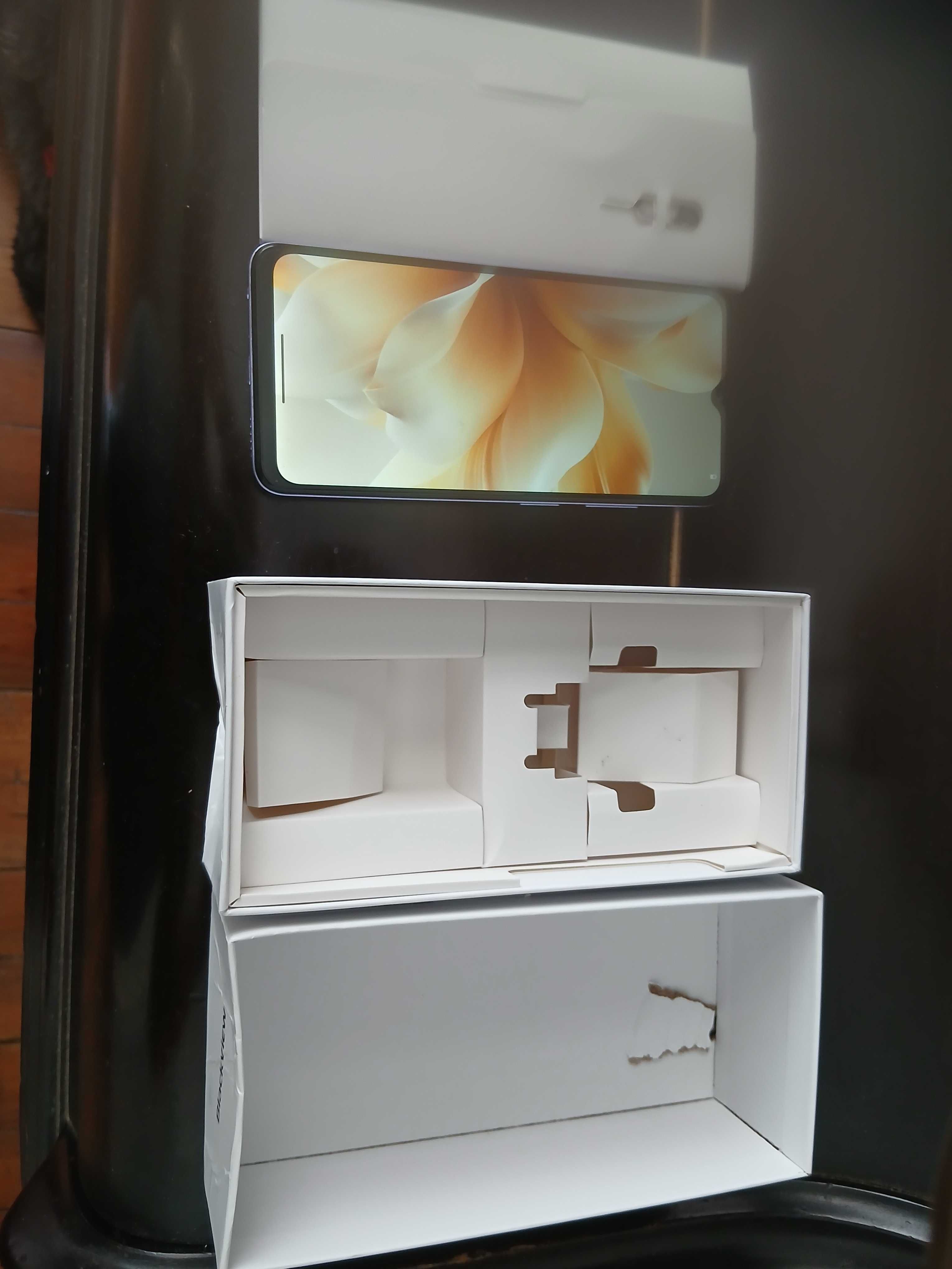 Vendo dois telemóveis usados