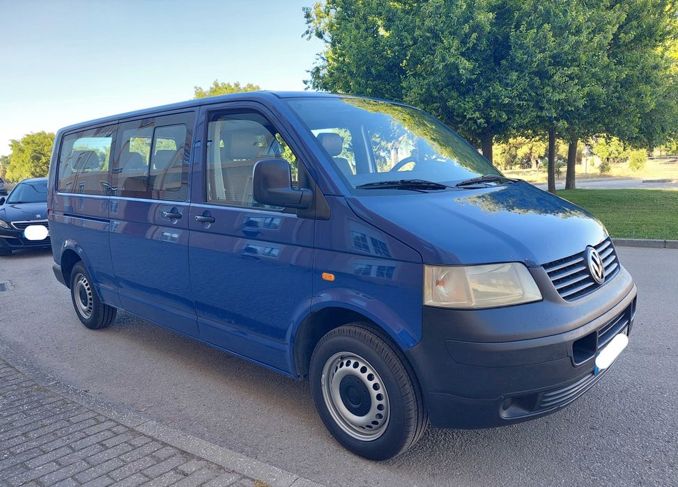 VW Transporter T5 1.9 TDI 9 Lugares Extra Longa