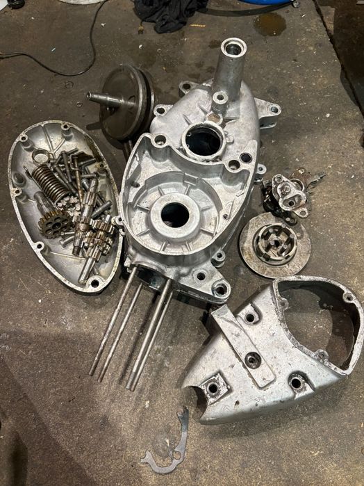 Części silnikowe Jawa 50 jawka ogar 200