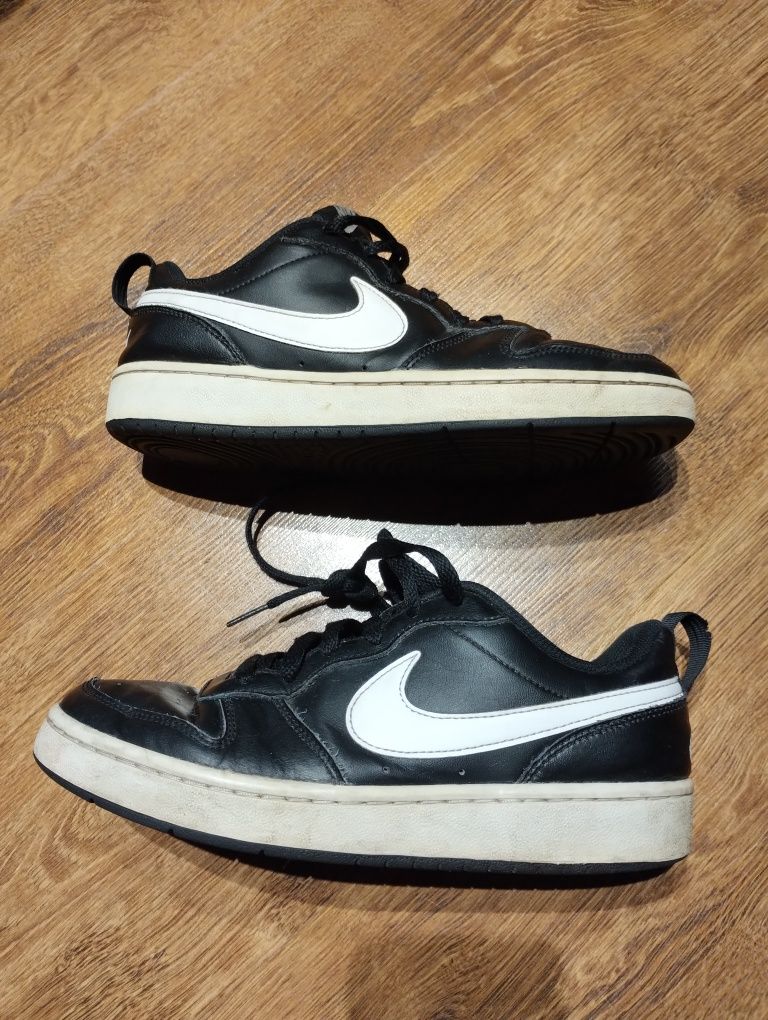 Czarne adidasy damskie rozm 39 Nike