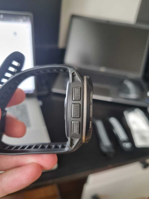 Garmin Instinct Crossover