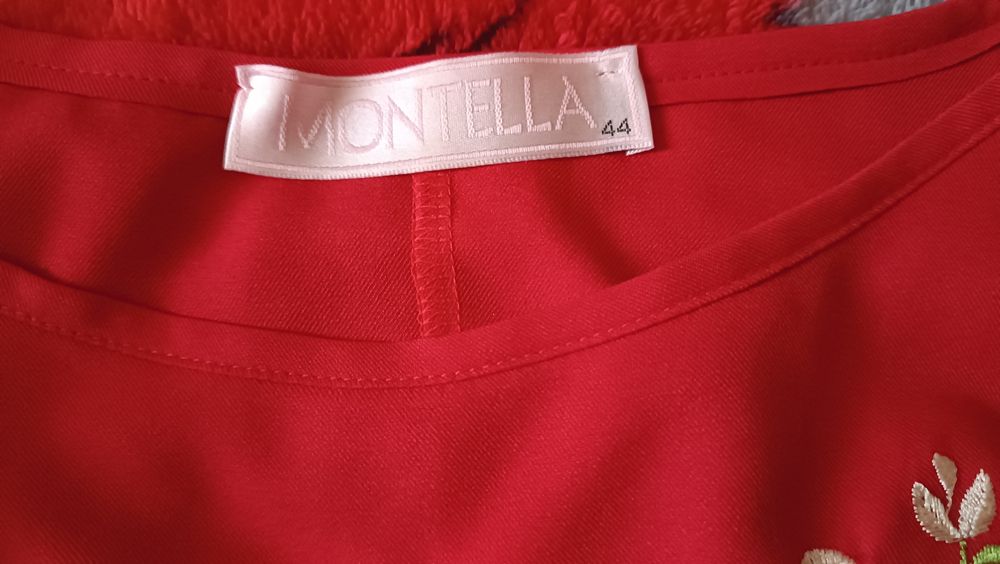 Плаття з вишиванкою з поясом