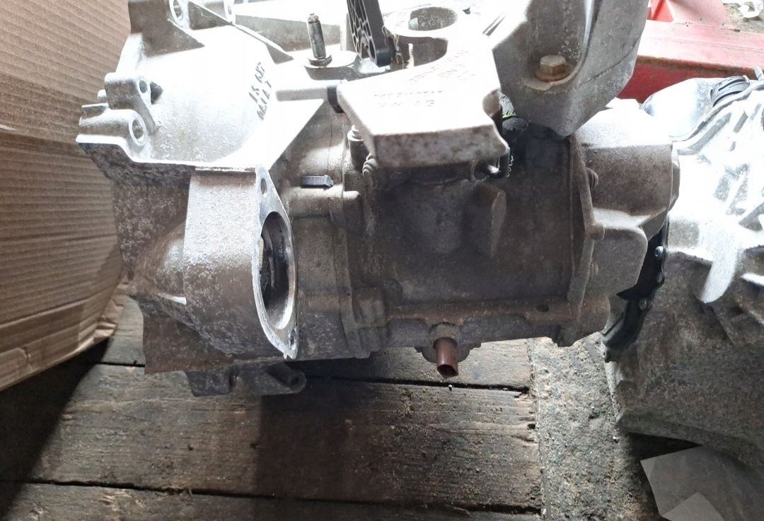 Skrzynia biegów 6 BIEGÓW NBW 1.2 TSI 1.4TSI Golf 6 passat b6 b7 A3