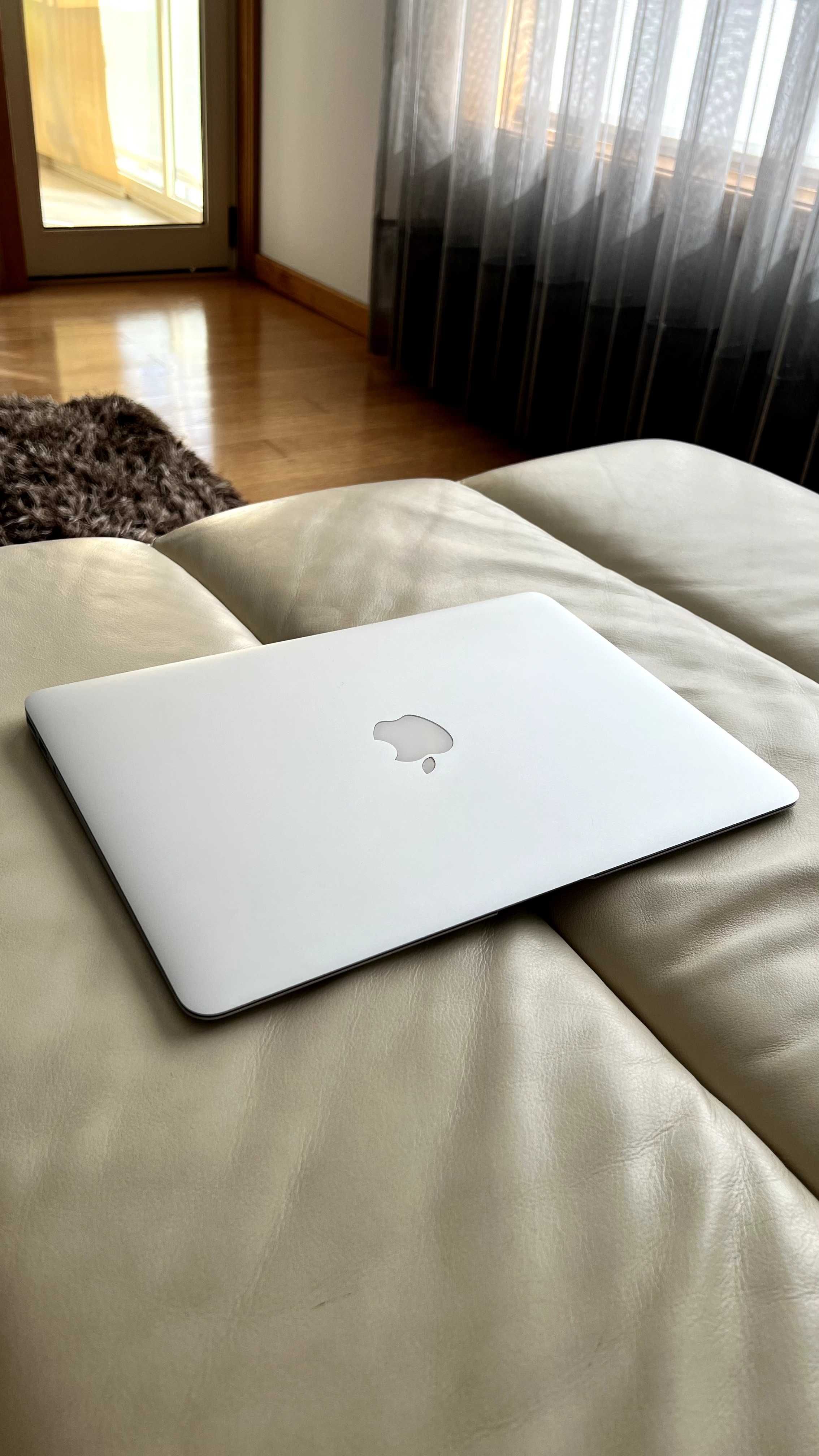 Portátil Macbook air 2017 13"