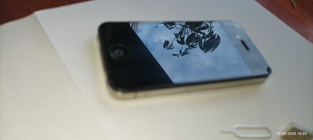 Telefon Apple iPhone 1  stan idealny