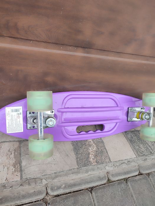 Продам скейтборд