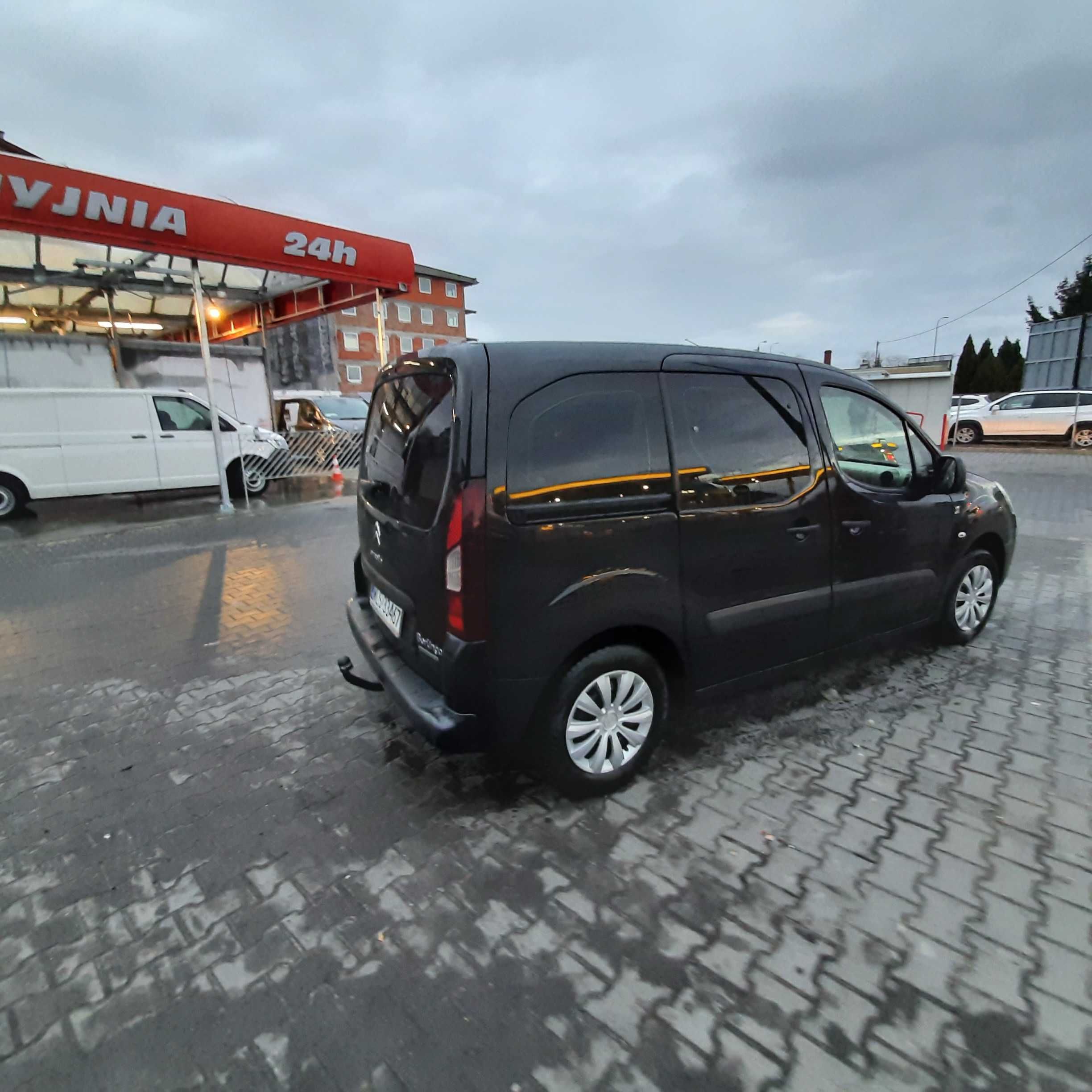 Berlingo  ,   1.6 HDI  ,multispace,  2014r , po lift