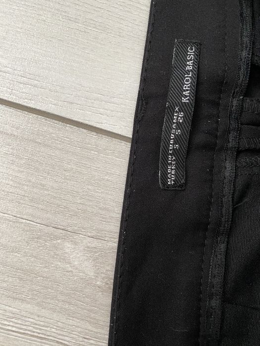 Брюки жіночі з розрізами внизу