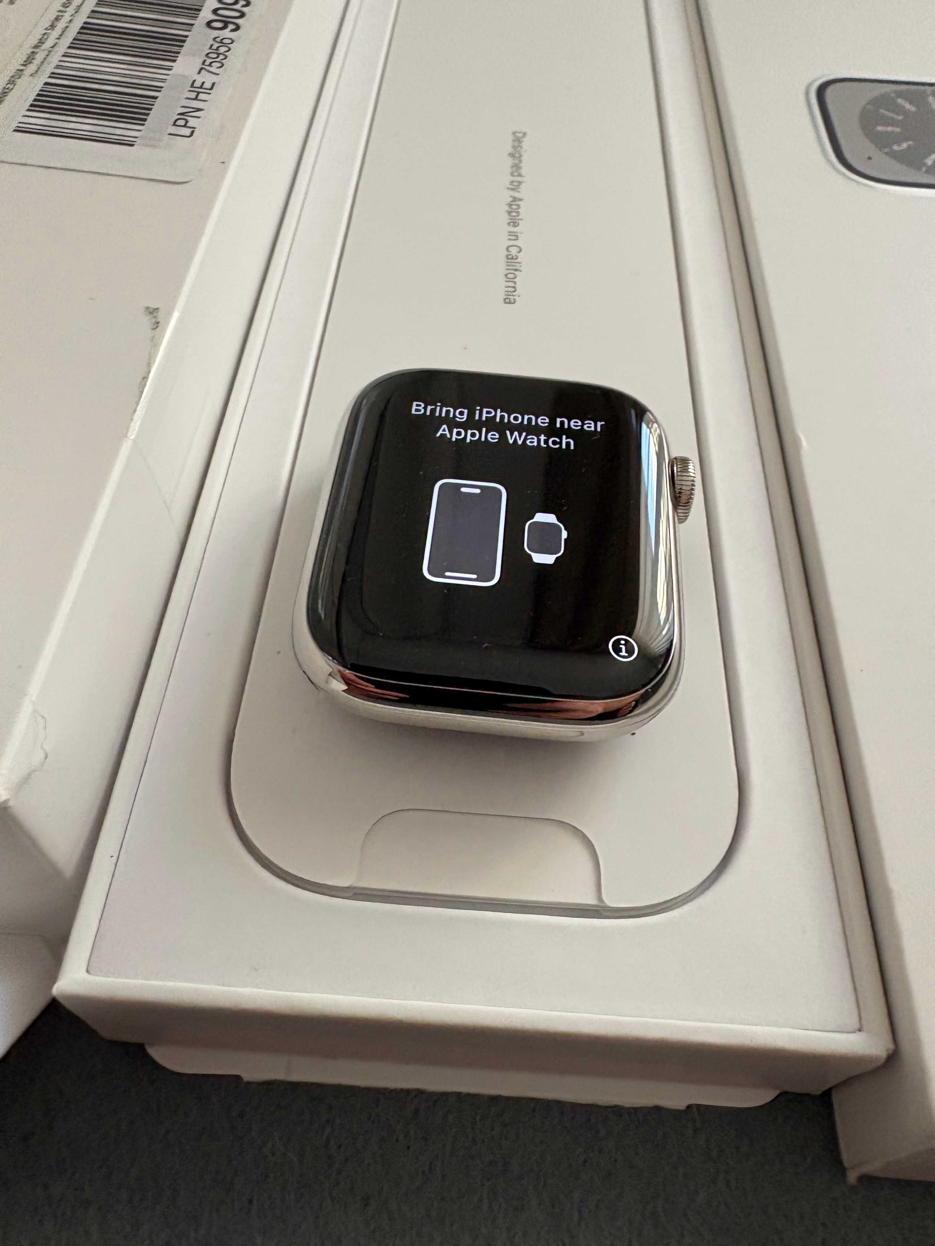 Apple Watch 8 45mm cellular srebrny stal nierdzewna iCloud