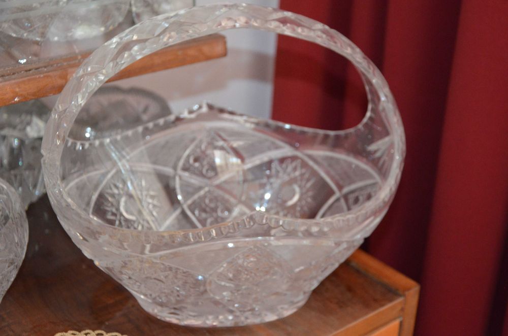 Kryształowy duży koszyk