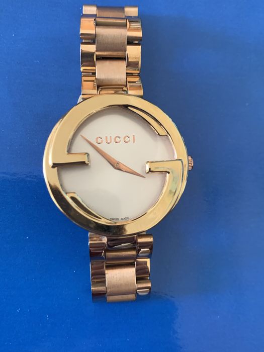 Часы разные. Механические и кварцевие.