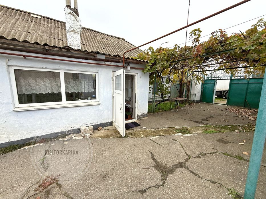 Епіцентру р-н/5 Інгульська вул. будинок 80м2. 10 соток землі