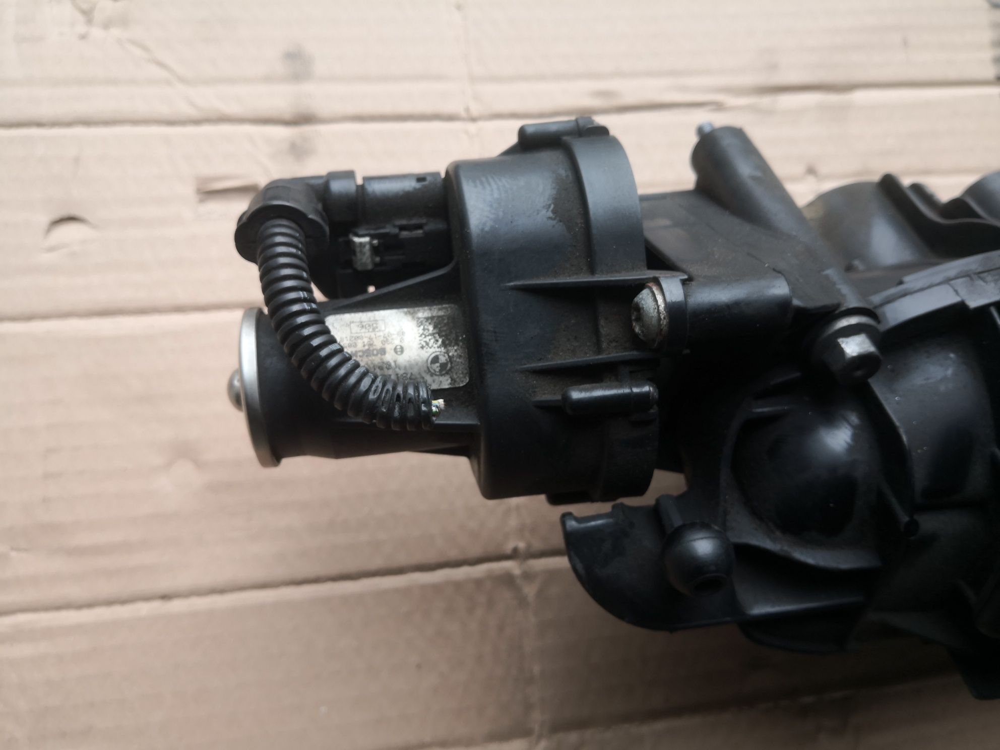 Kolektor ssący BMW N47D20A z klapkami i przepustnicą e90 e87 e60