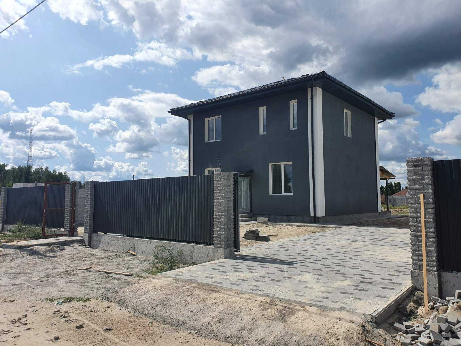 Продажа дома 130 м2 + терраса  в Дмитровке. 11 соток земли.